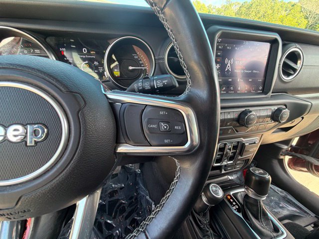 Used 2021 Jeep Wrangler Unlimited Sahara w/ Cold Weather Group AWD/4WD image 28