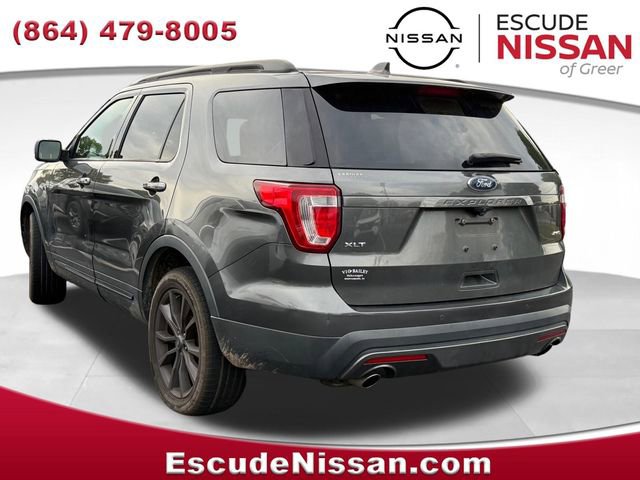 Used 2017 Ford Explorer XLT w/ Equipment Group 202A image 5
