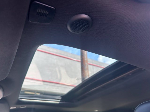 Used 2018 Jeep Grand Cherokee Altitude AWD/4WD image 11