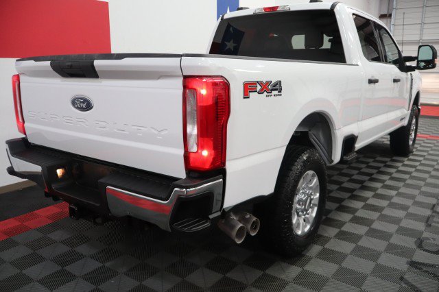 Used 2024 Ford F250 XLT w/ FX4 Off-Road Package AWD/4WD image 26