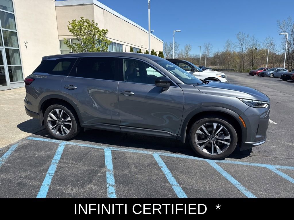 Certified 2026 INFINITI QX60 Pure w/ Cargo Package AWD/4WD image 3