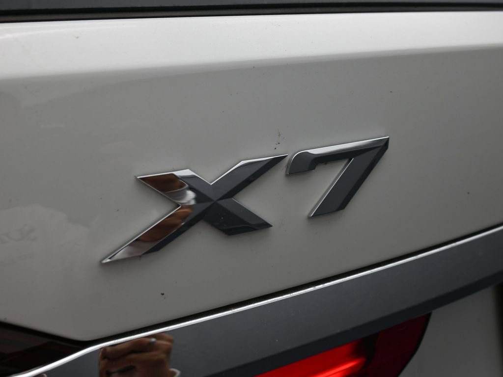 Used 2022 BMW X7 xDrive40i w/ Executive Package image 14