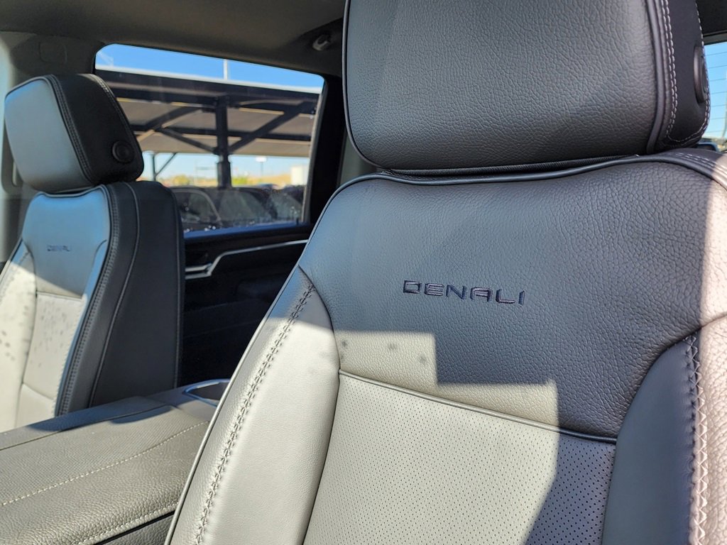 New 2026 GMC Sierra 2500 Denali w/ Denali Reserve Package image 20