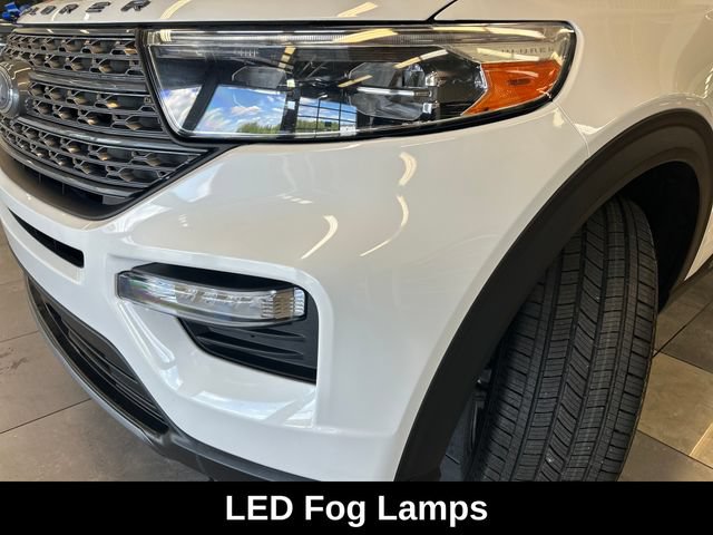 Used 2023 Ford Explorer XLT w/ Equipment Group 202A AWD/4WD image 19