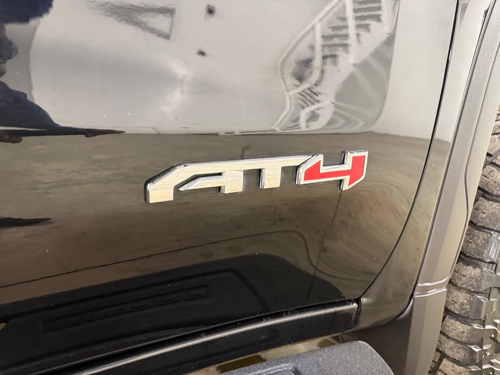 Used 2024 GMC Sierra 1500 AT4 w/ AT4 Preferred Package AWD/4WD image 6
