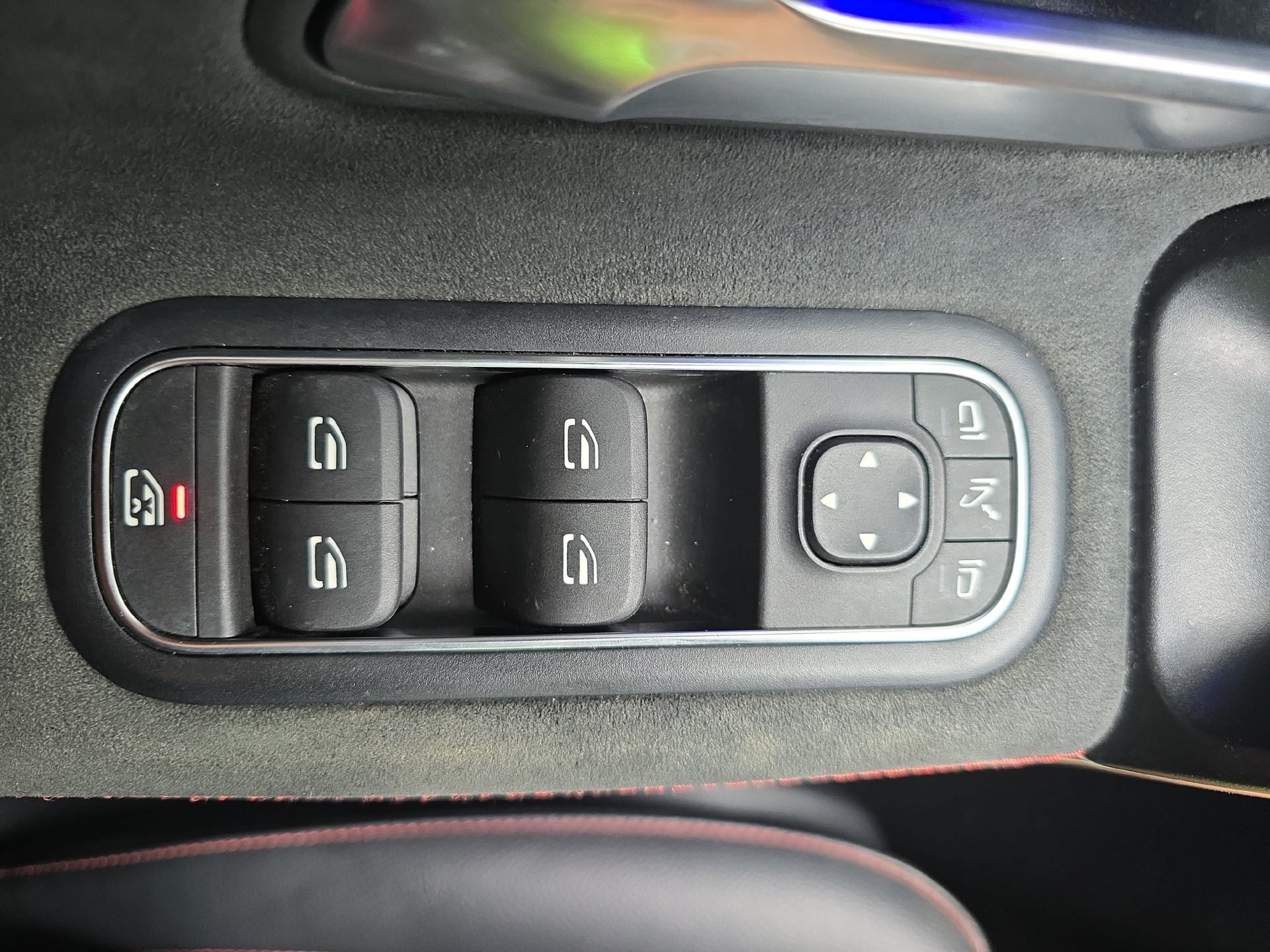 Used 2023 Mercedes-Benz CLA 250 4MATIC image 24