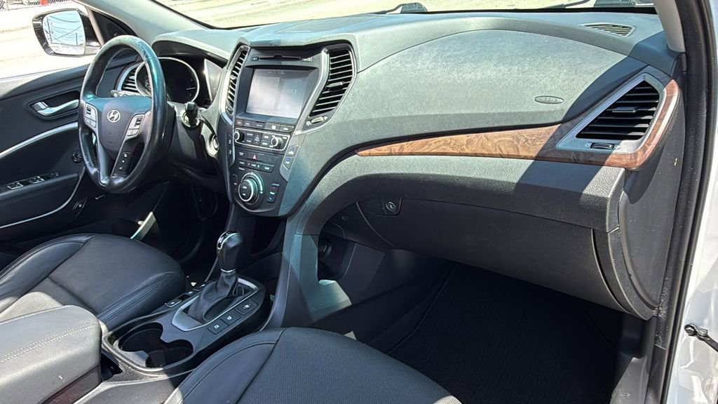 Used 2018 Hyundai Santa Fe Sport w/ 2.0T Ultimate Tech Package 05 FWD image 35