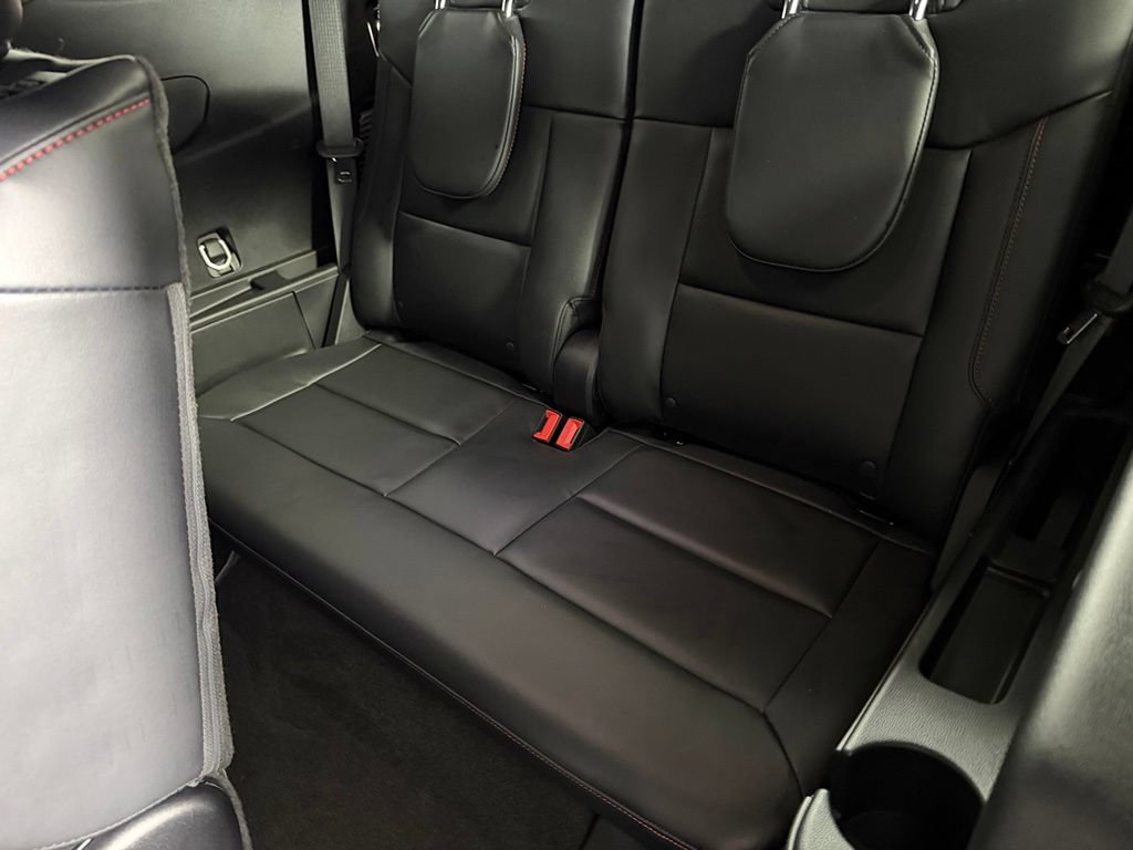 Used 2025 Ford Explorer ST-Line RWD image 30