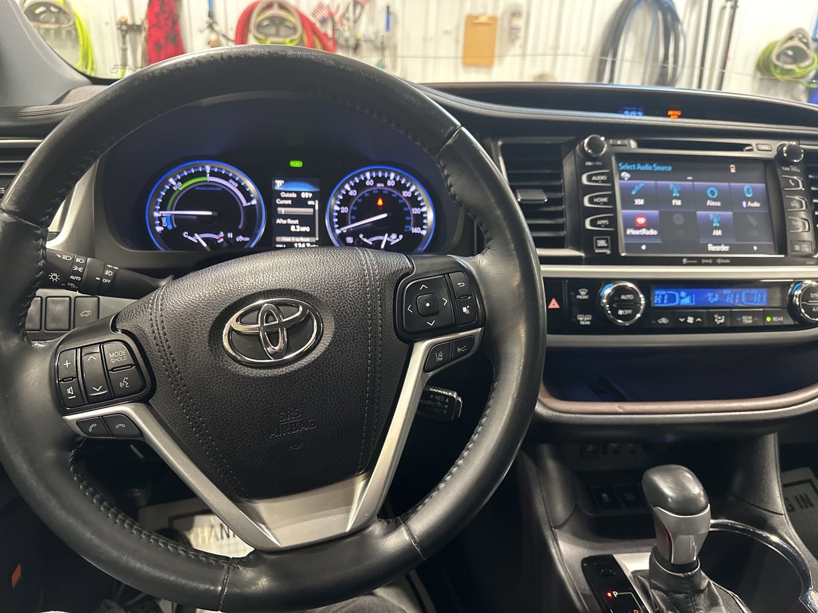Used 2019 Toyota Highlander Limited w/ Protection Package #3 AWD/4WD image 49