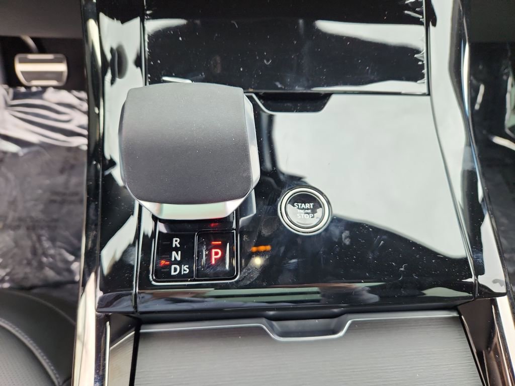 New 2025 Land Rover Range Rover Sport Autobiography image 16