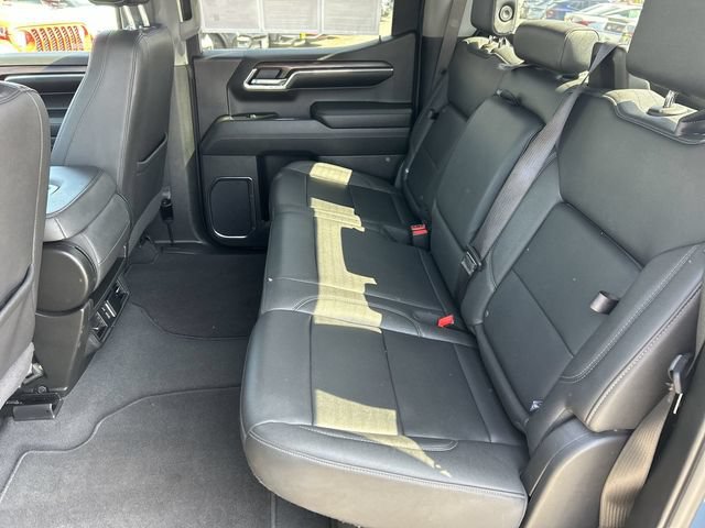 Used 2024 GMC Sierra 1500 SLT AWD/4WD image 16