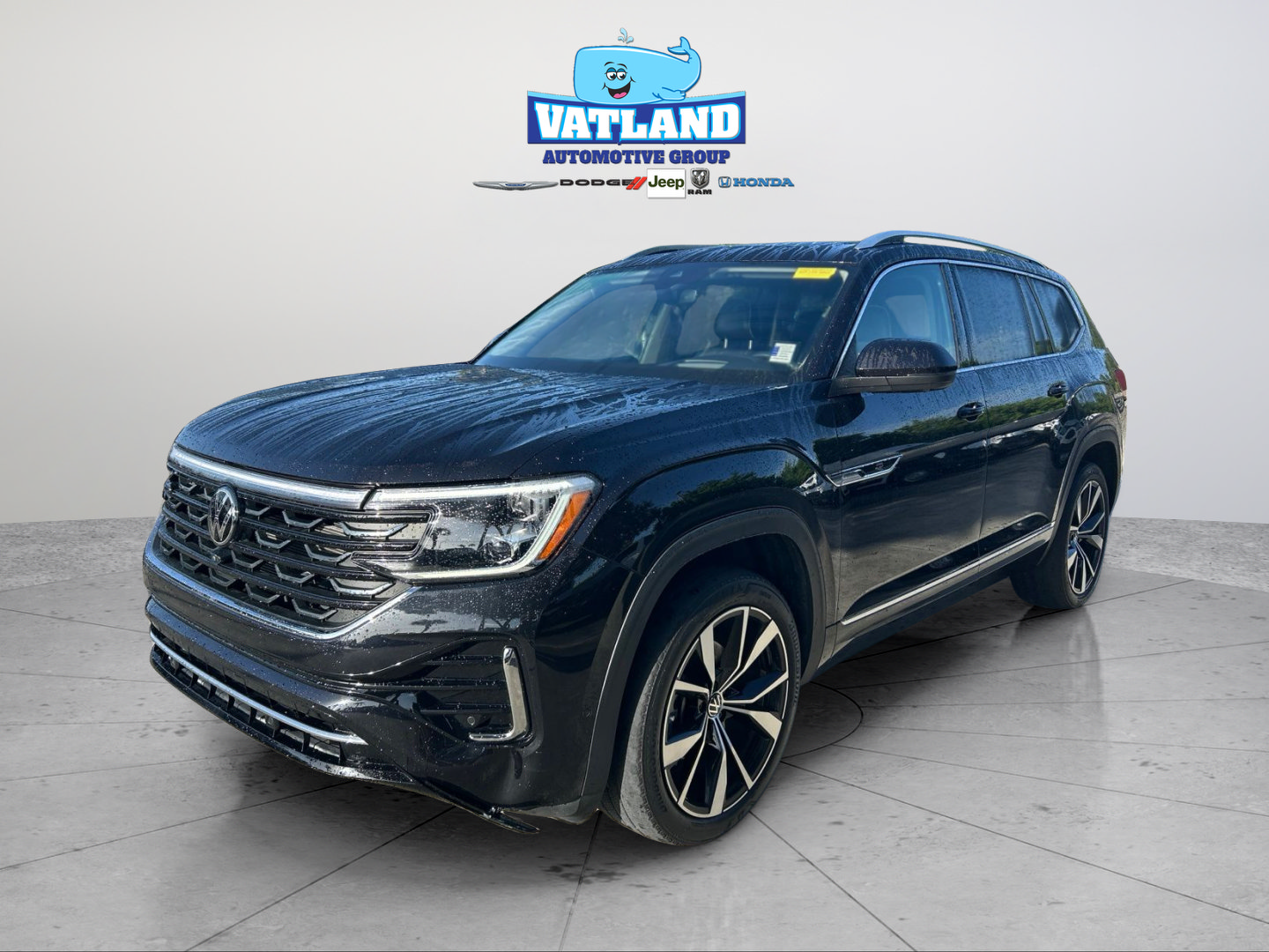 Used 2024 Volkswagen Atlas SEL Premium R-Line