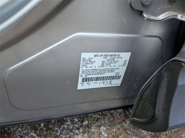 Used 2024 Ford Edge SEL image 29