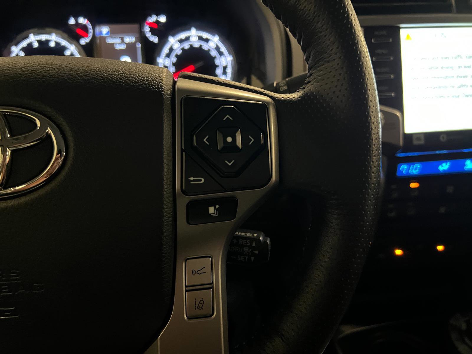 Used 2023 Toyota 4Runner Limited image 14