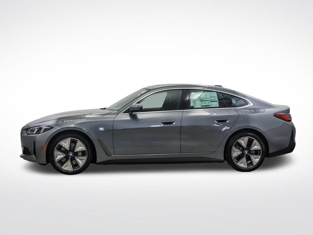 Used 2026 BMW i4 xDrive40i w/ Parking Assistance Package AWD/4WD image 2
