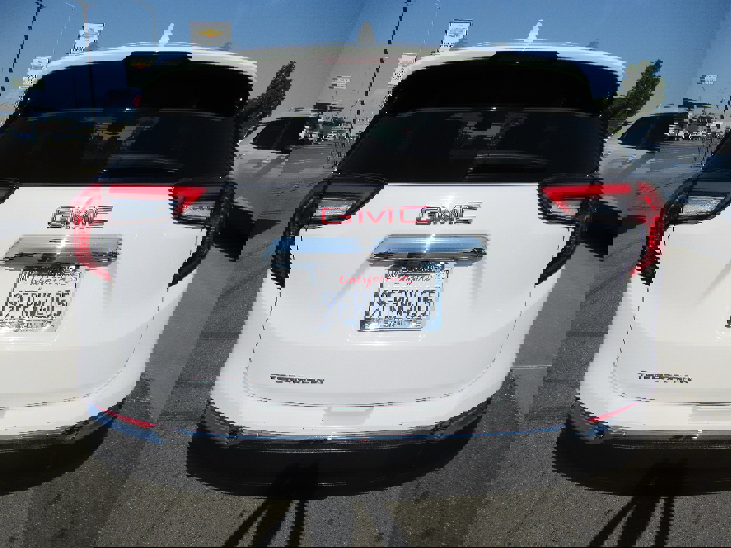 Used 2023 GMC Terrain SLT image 6