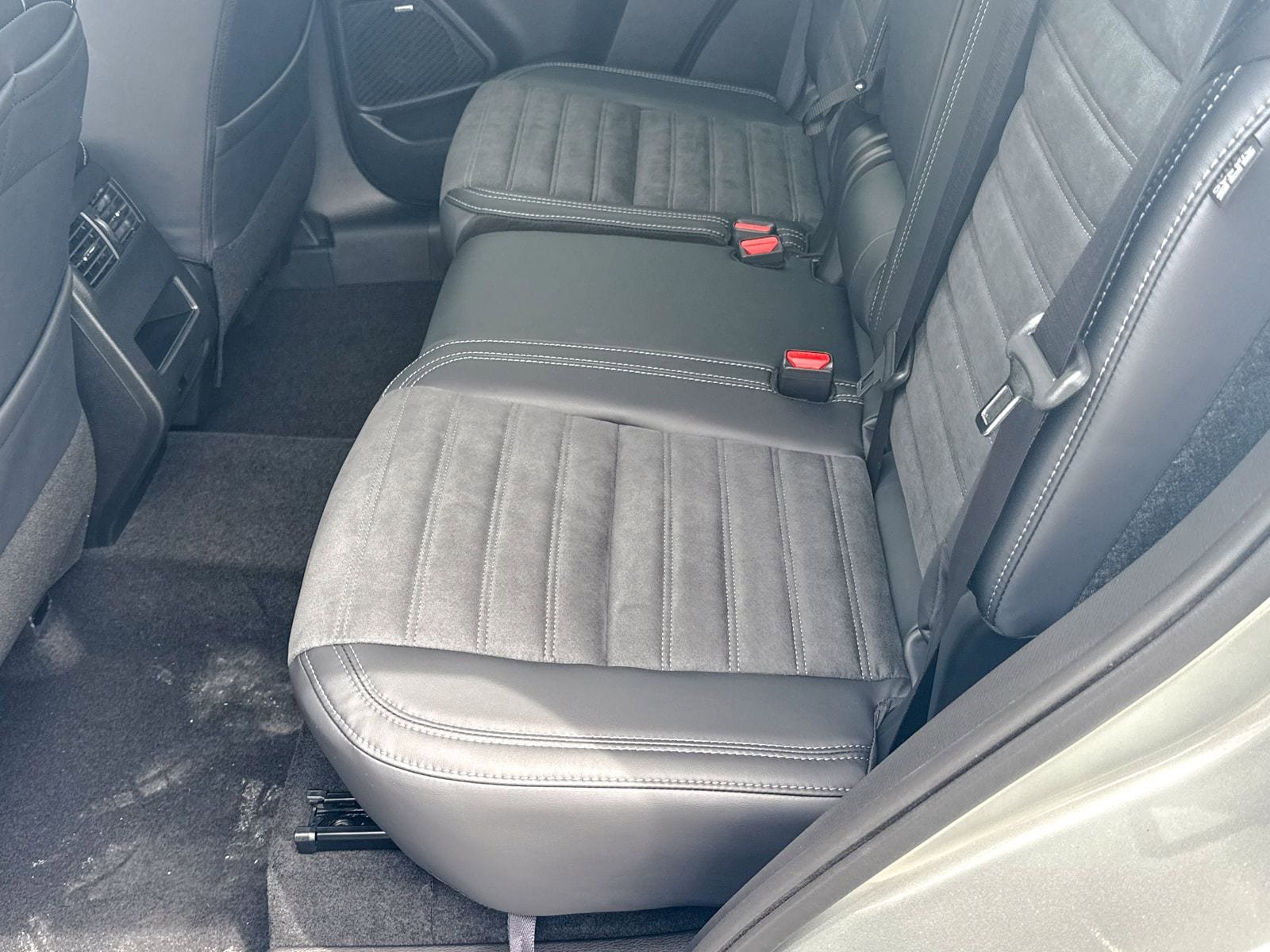 New 2026 Mitsubishi Outlander SE AWD/4WD image 23