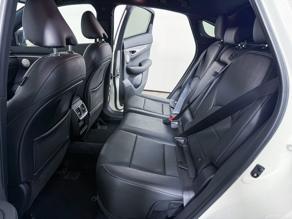 Used 2023 INFINITI QX55 Essential image 36