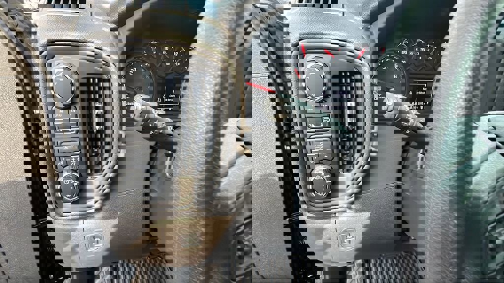 New 2025 Chevrolet Silverado 1500 Custom image 17