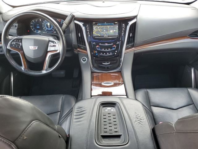 Used 2017 Cadillac Escalade Luxury image 34