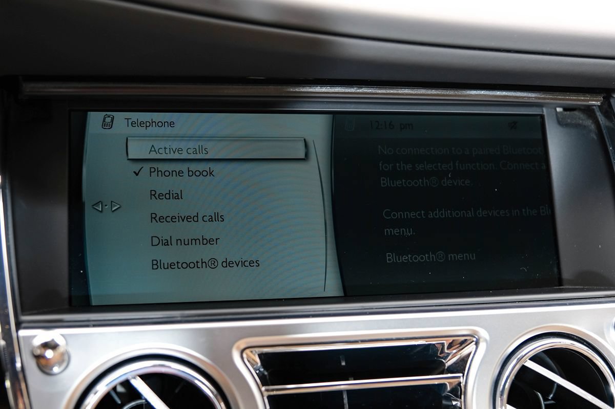 Used 2016 Rolls-Royce Wraith RWD image 34