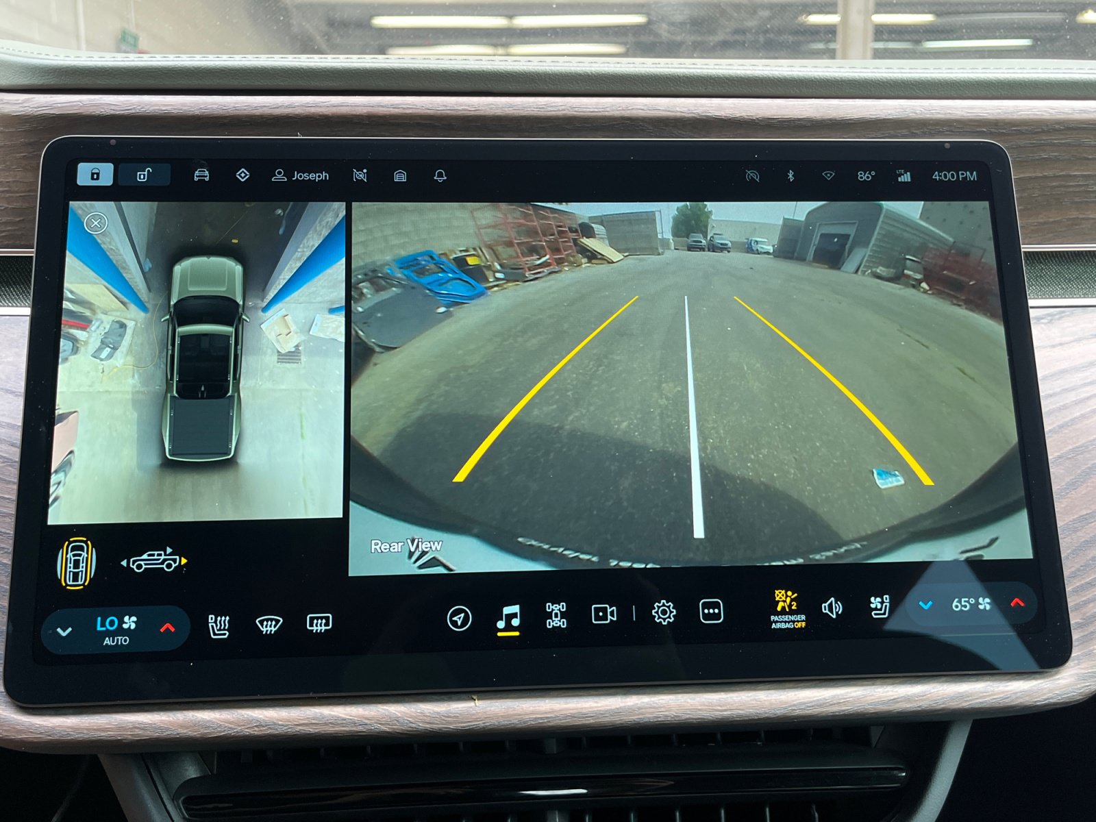 Used 2022 Rivian R1T Launch Edition AWD/4WD image 18