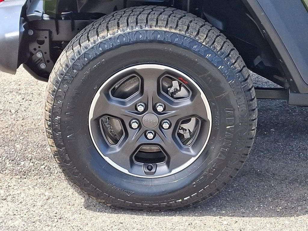 Used 2023 Jeep Gladiator Rubicon w/ Cold Weather Group AWD/4WD image 8