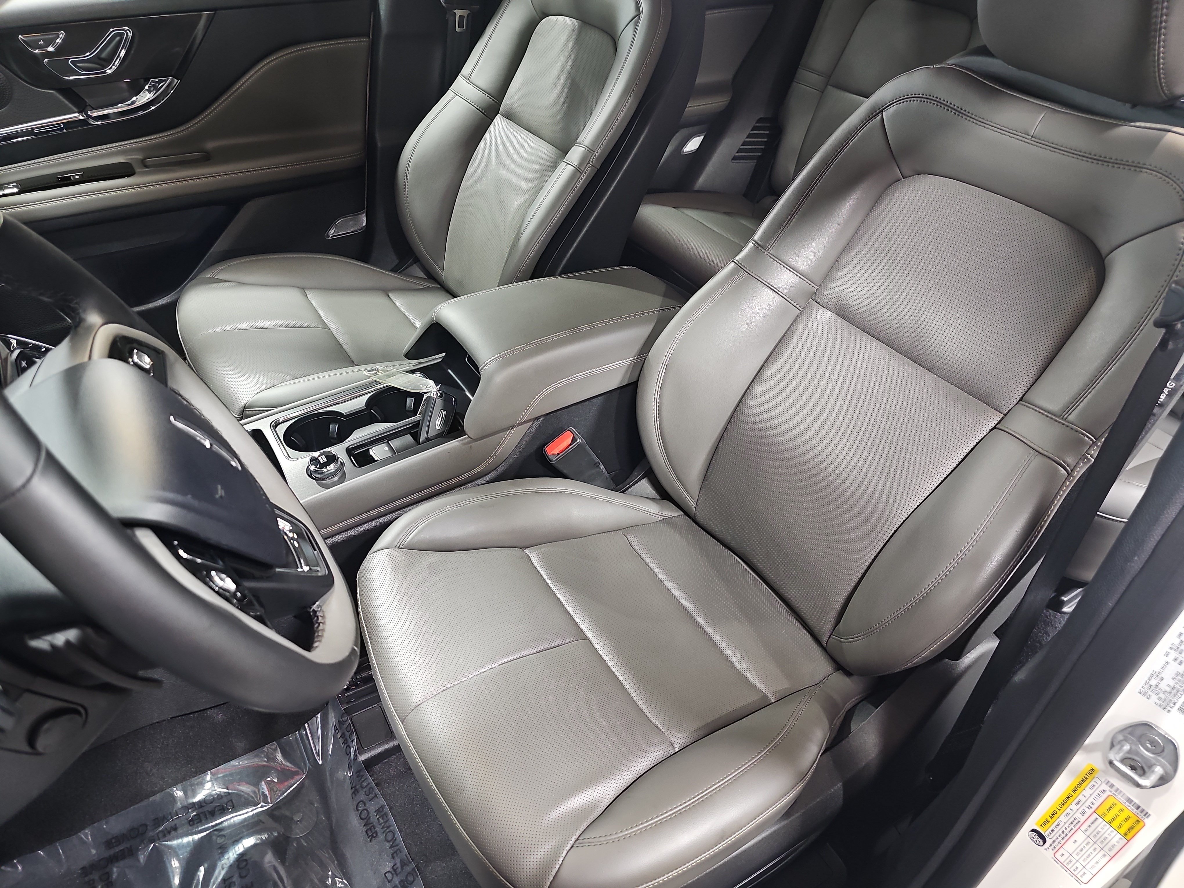 Used 2023 Lincoln Corsair FWD w/ Equipment Group 101A image 16