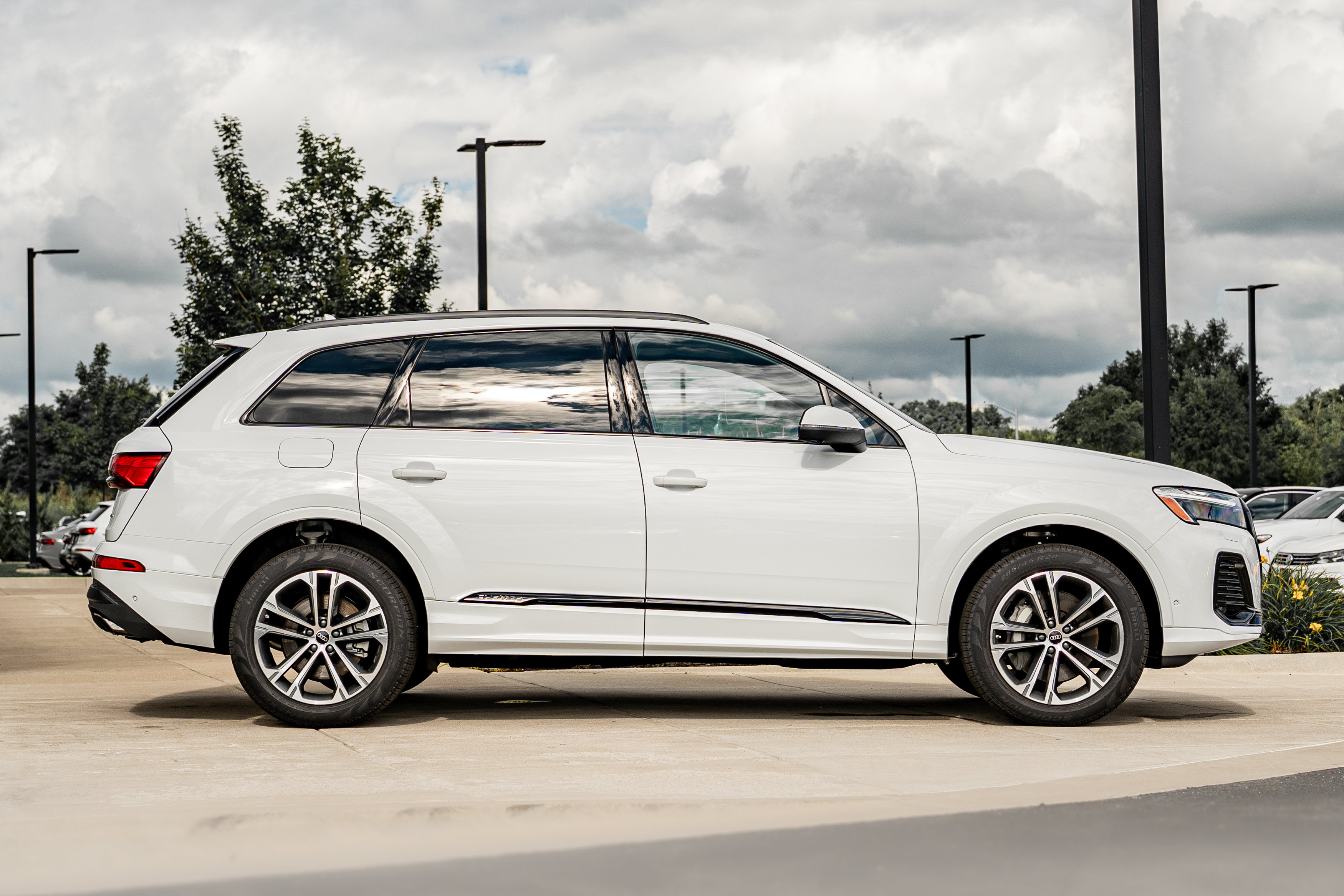 New 2026 Audi Q7 2.0T Premium AWD/4WD image 3
