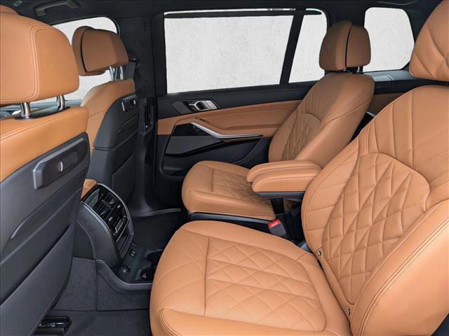 New 2026 BMW X7 xDrive40i image 17