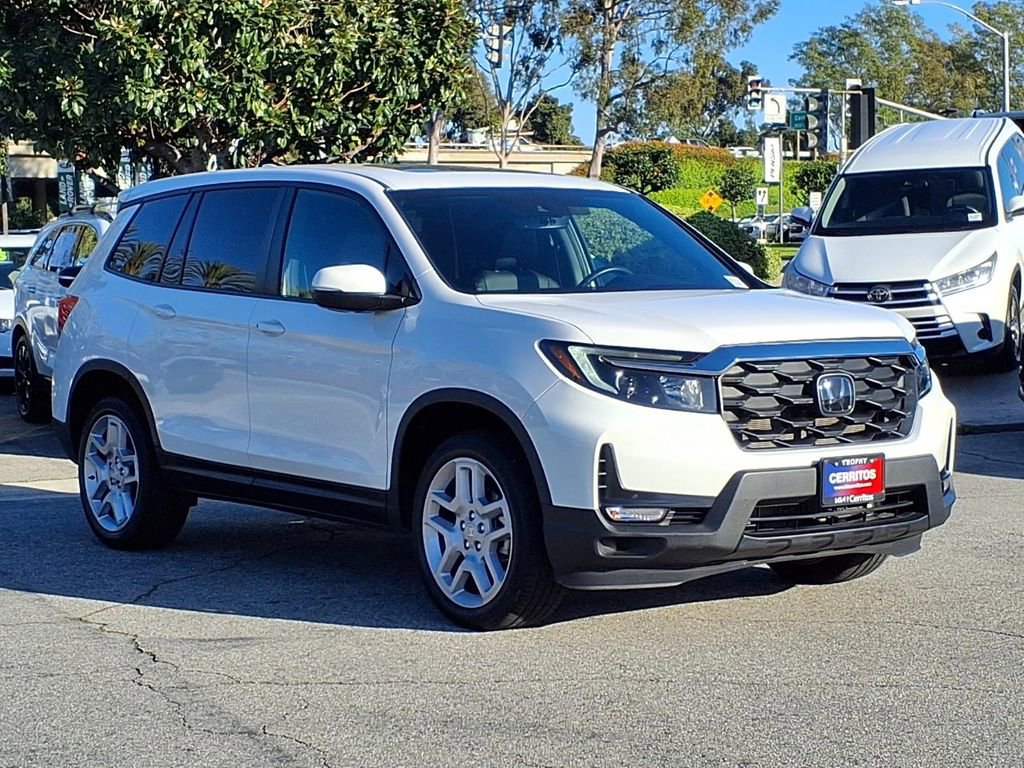 Used 2024 Honda Passport EX-L image 7