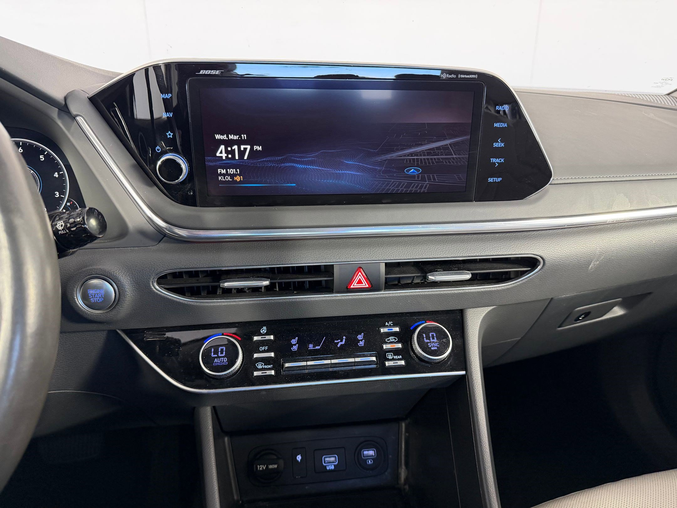 Used 2023 Hyundai Sonata Limited image 23