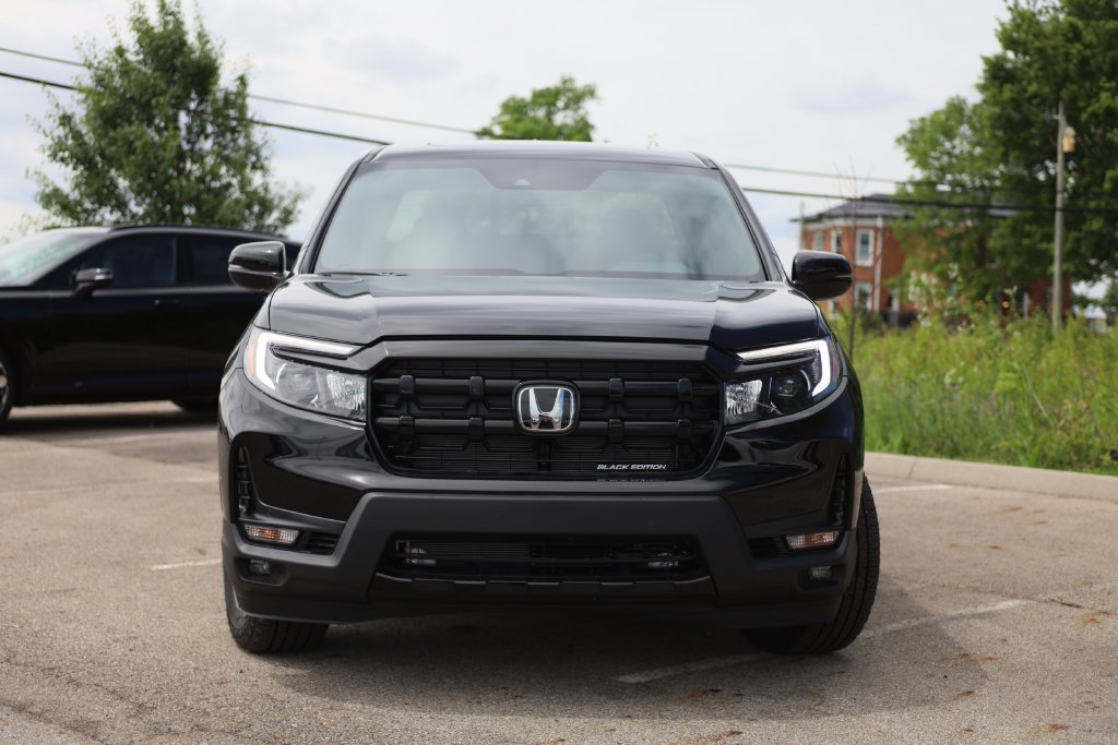 New 2026 Honda Ridgeline Black Edition image 2