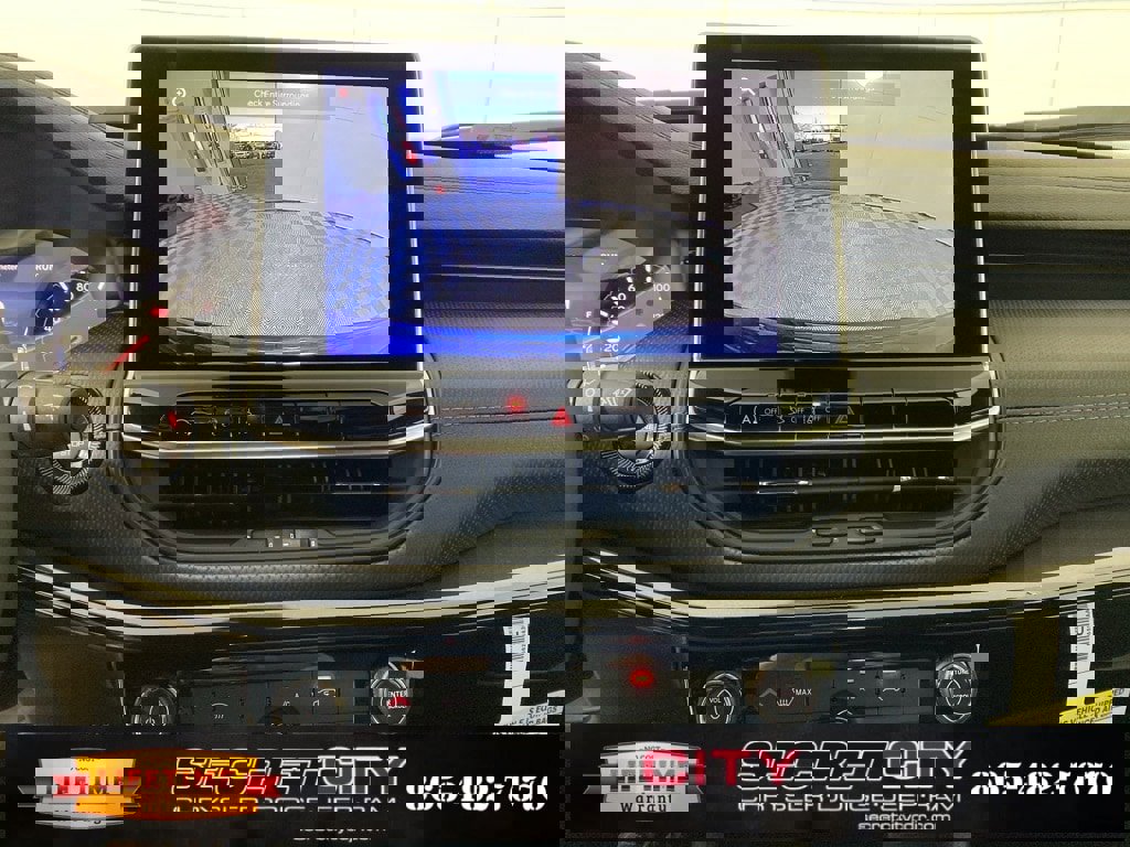 New 2026 Jeep Compass Latitude image 22