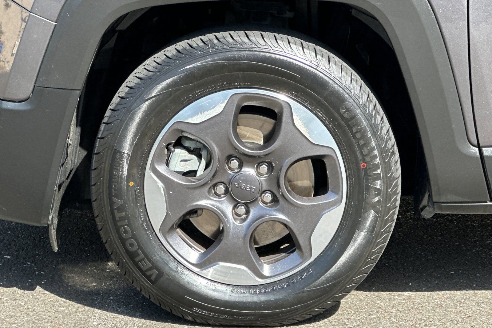Used 2017 Jeep Renegade Sport w/ Power & Air Group FWD image 24