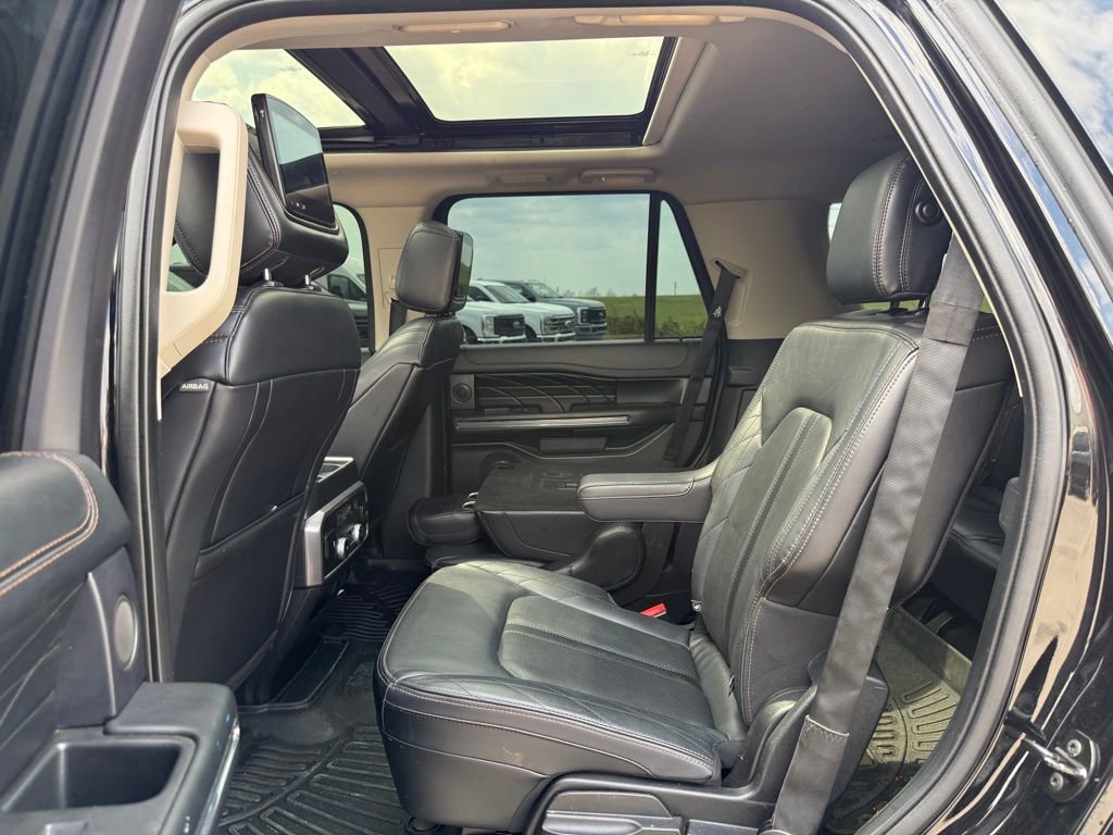 Used 2020 Ford Expedition Platinum image 7