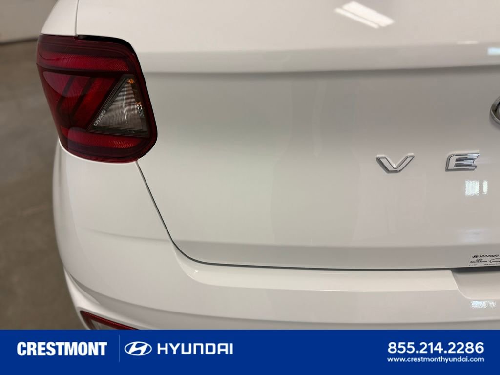 Used 2026 Hyundai Venue SEL FWD image 10