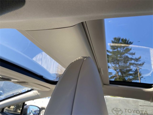 New 2026 Toyota Prius Limited image 8