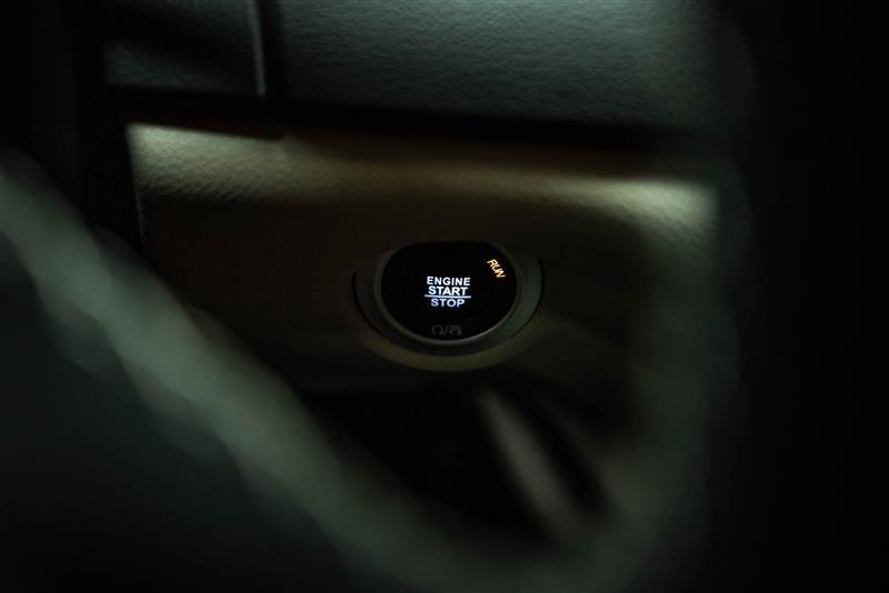 Used 2024 Chrysler Voyager LX image 19