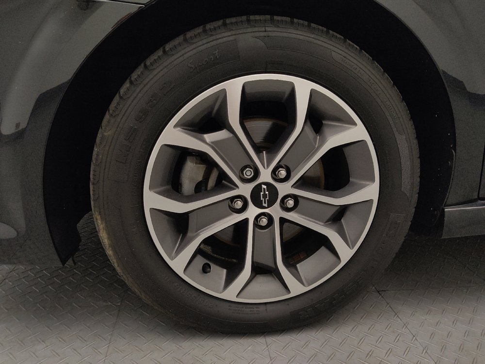 Used 2019 Chevrolet Sonic LT FWD image 31