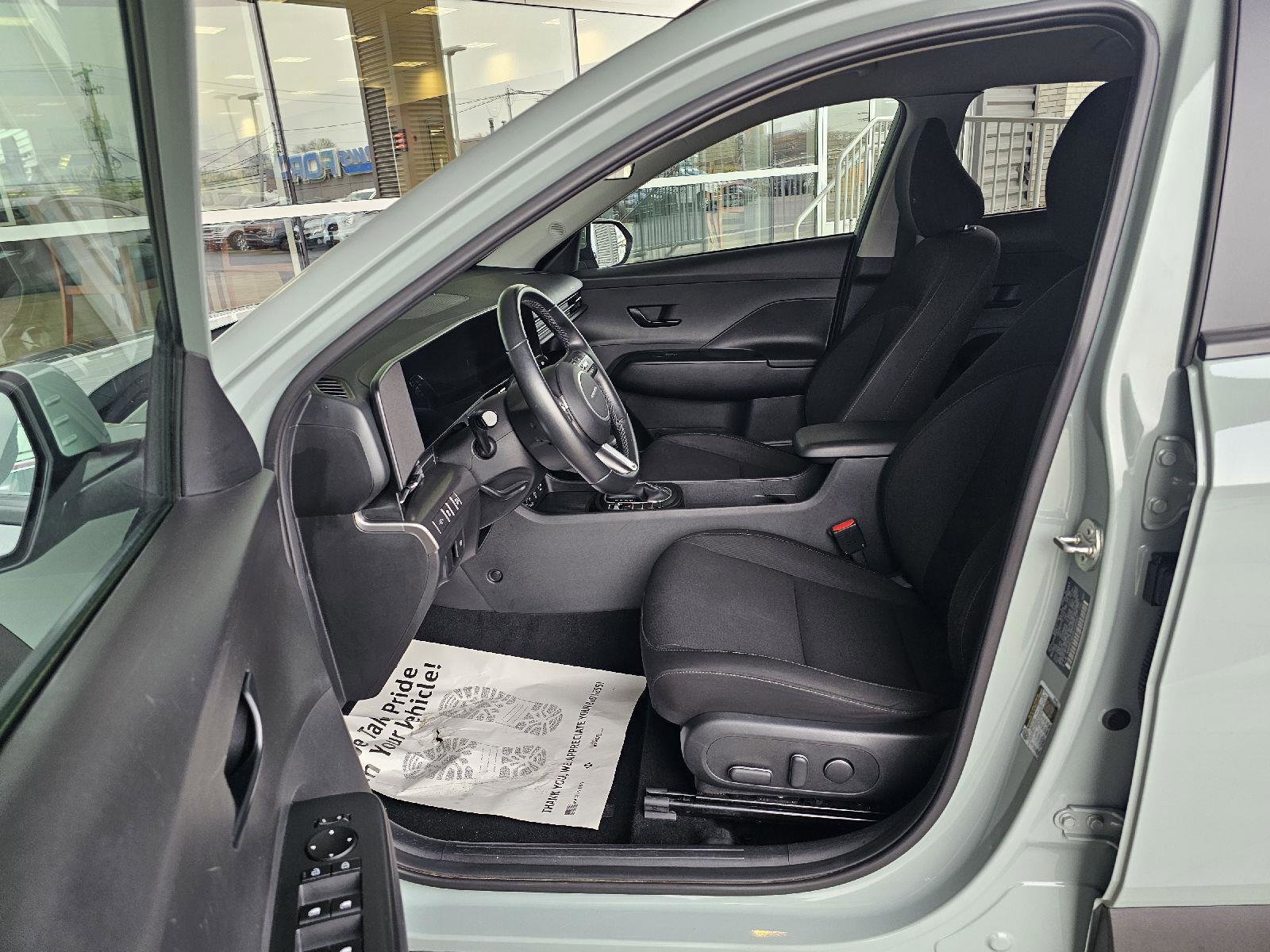 Used 2024 Hyundai Kona SEL AWD/4WD image 19