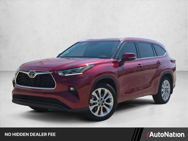 Certified 2025 Toyota Highlander Limited AWD/4WD image 1