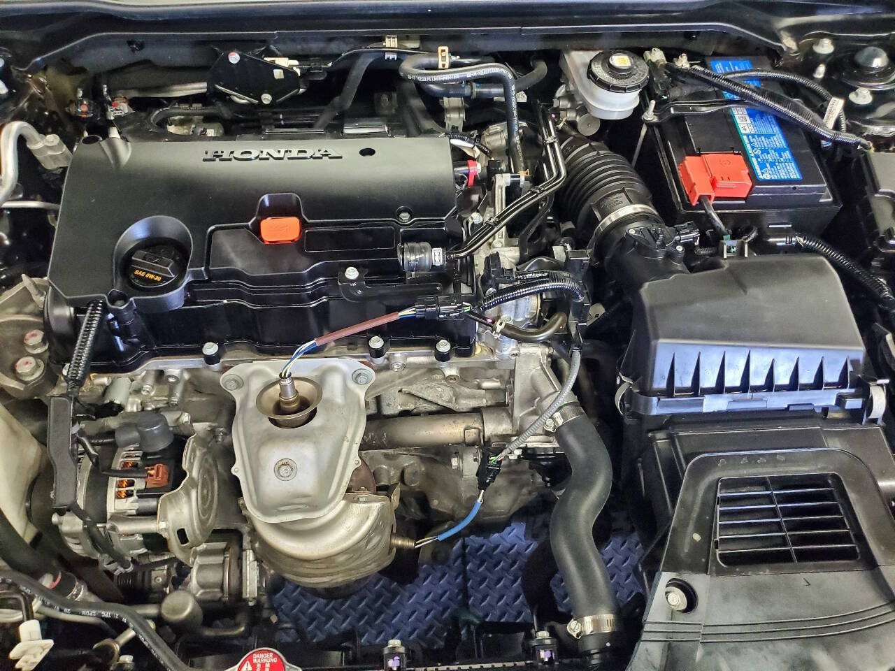 Used 2023 Honda Civic Sport image 4
