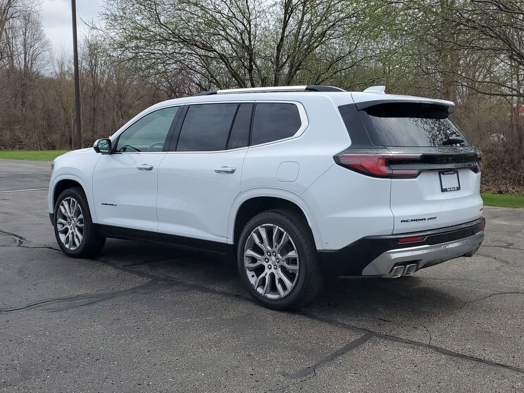New 2026 GMC Acadia Denali w/ Super Cruise Package image 4