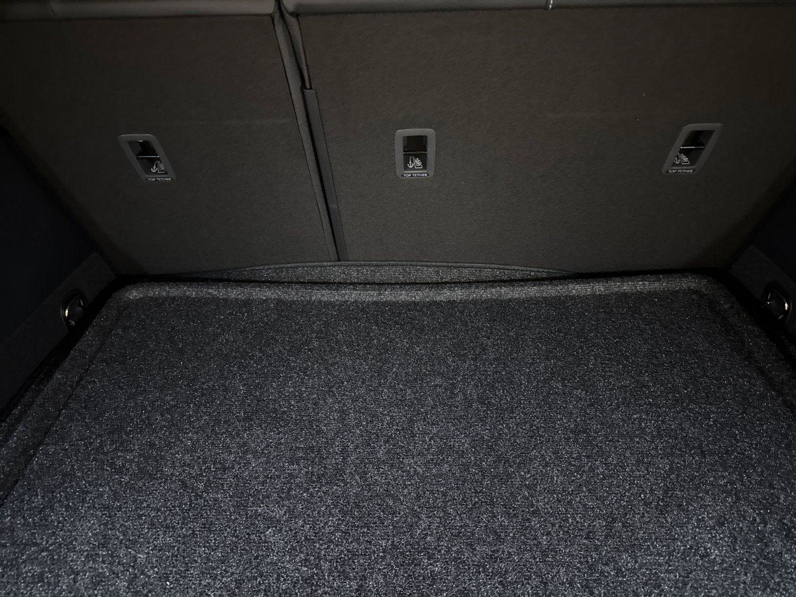 New 2026 Volkswagen Tiguan SE R-Line image 14