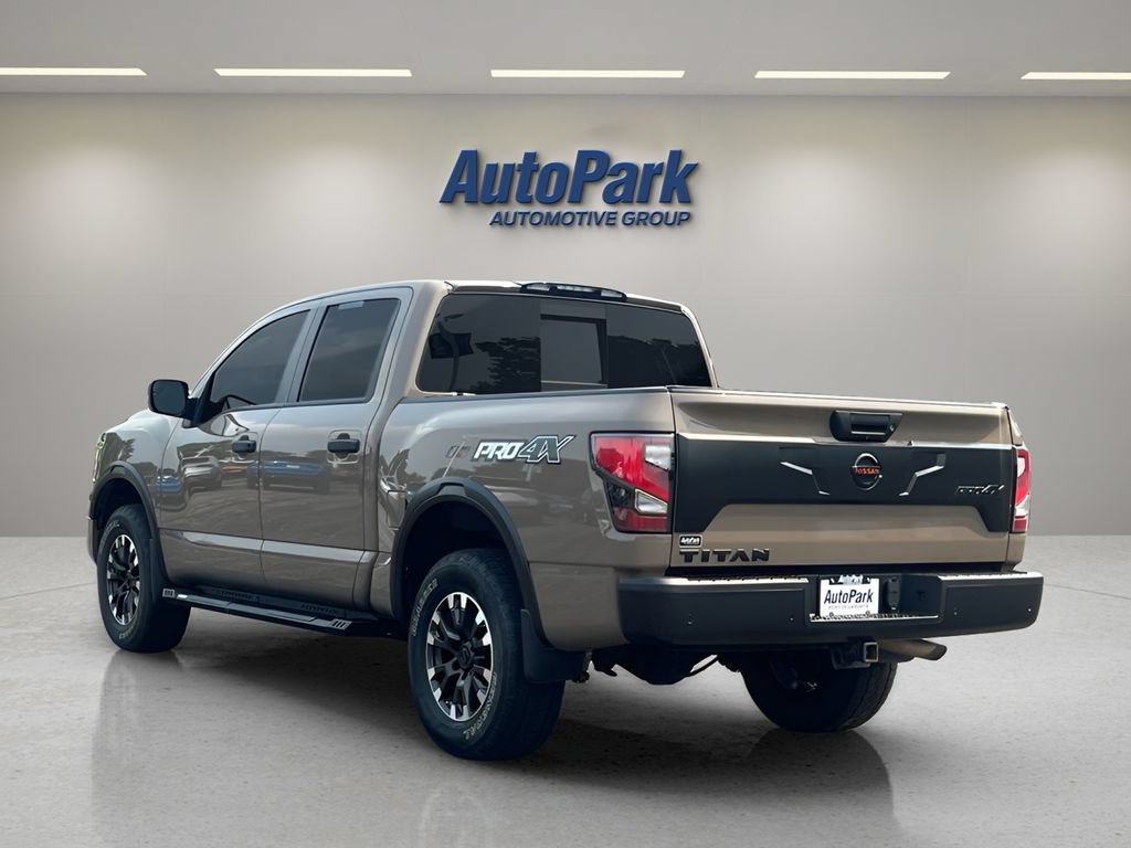 Used 2020 Nissan Titan PRO-4X AWD/4WD image 5
