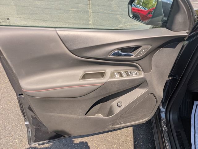 Used 2023 Chevrolet Equinox RS AWD/4WD image 14