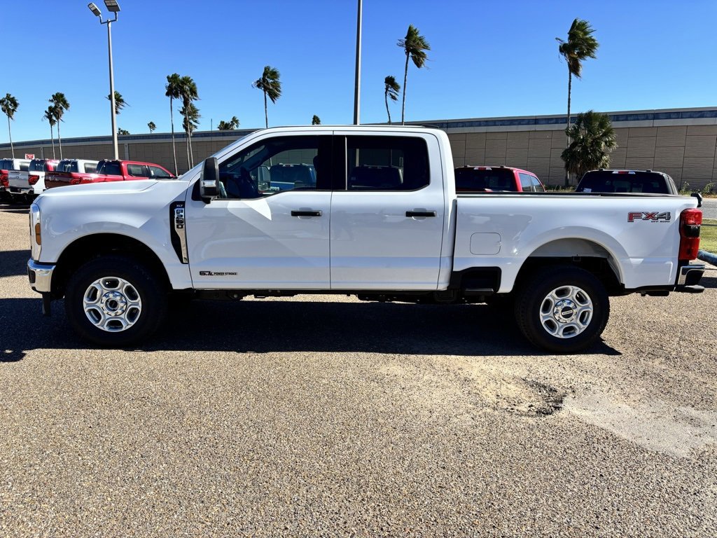 New 2026 Ford F250 4x4 Crew Cab Super Duty image 4