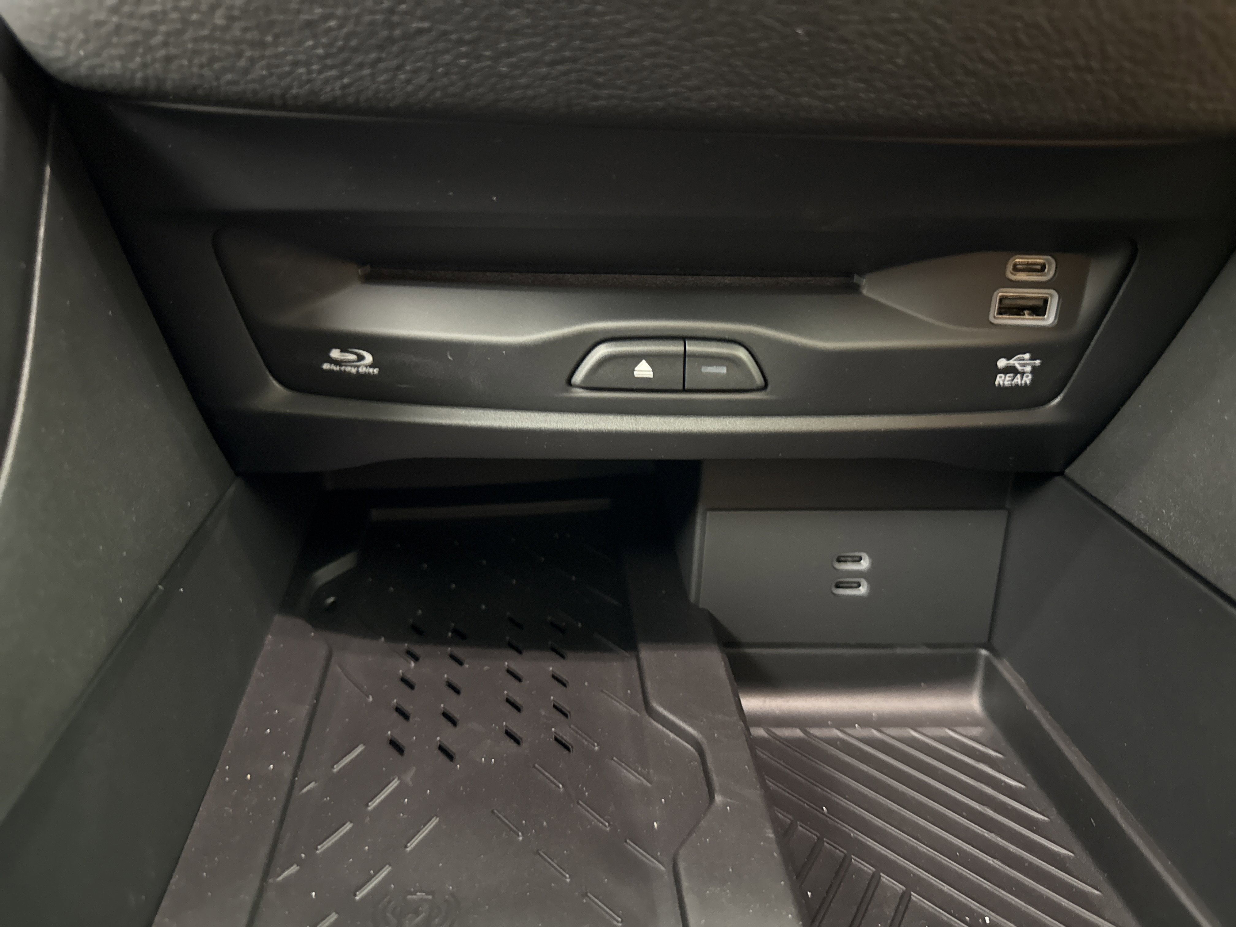 New 2026 Chrysler Pacifica Pinnacle image 19