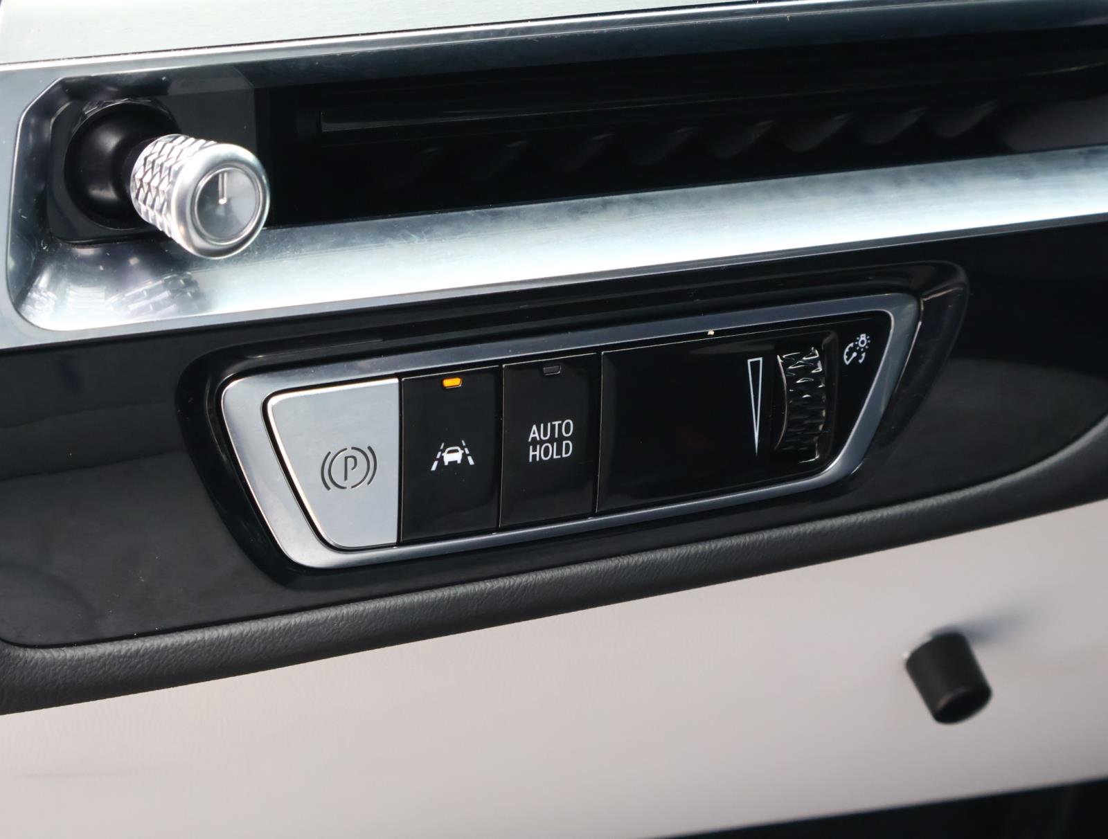 Certified 2024 Cadillac Lyriq Sport RWD image 28